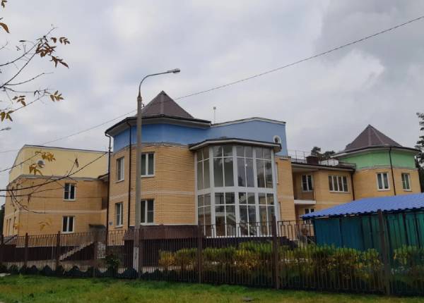 Фасадное остекление детского сада в Климовске Фасадное остекление детского сада в Климовске